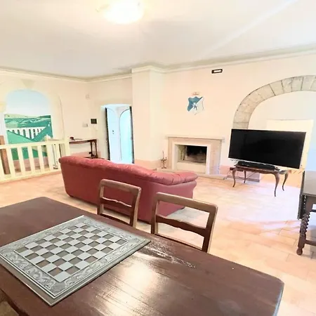 מלון Detached Villa- Car Unnecessary - Wifi - Sleeps 10