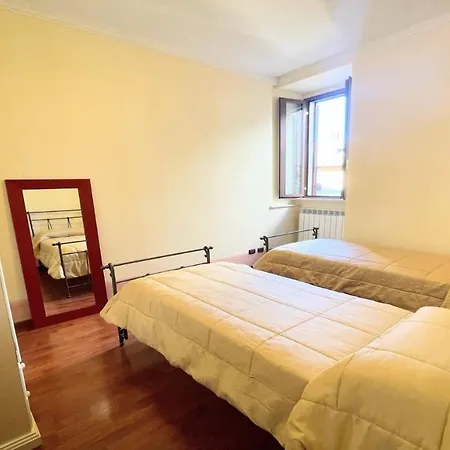 Detached Villa- Car Unnecessary - Wifi - Sleeps 10 ספולטו