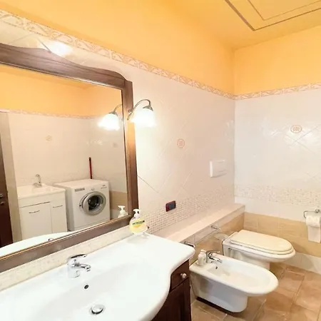 מלון Detached Villa- Car Unnecessary - Wifi - Sleeps 10 ספולטו